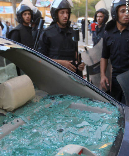 Egyptian Coptics attacked, dozens injured