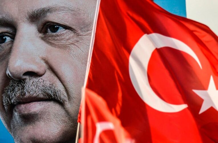 Turkey’s President Erdogan refuses to give up Istanbul without a fight