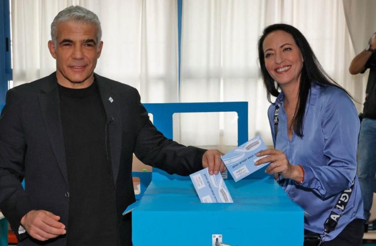 Yair Lapid gets mandate to try to form next Israeli government