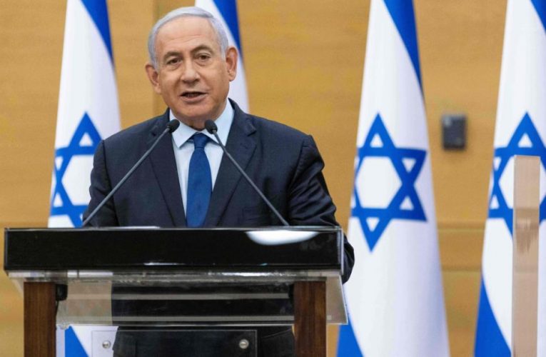Benjamin Netanyahu, the longest-running Israeli prime minister, could be ousted in days after rivals agree to work on unity government