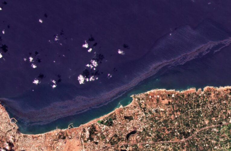 Syrian oil spill spreads across the Mediterranean