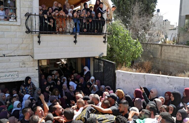 Five Palestinians killed, two arrested by Israeli forces in West Bank