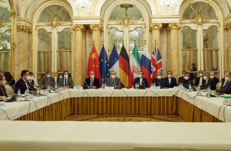 US reluctance to lift sanctions main hurdle to reviving 2015 pact, Iran official says