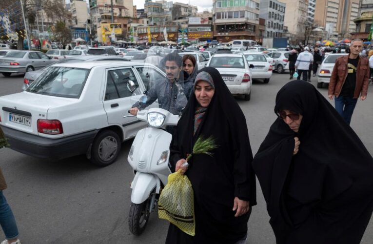 Iran installs cameras to identify women breaking dress code