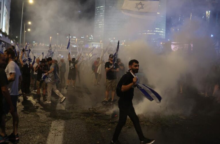 Crowds block Tel Aviv’s main artery in anti-government protest