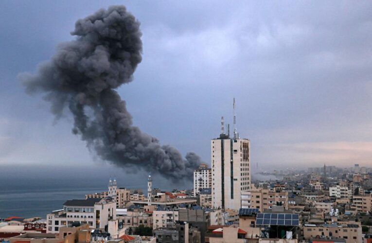 Fresh rocket attacks and ground battles as Israel and Hamas conflict intensifies