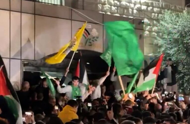 Israel-Hamas war: Initial group of 24 hostages released
