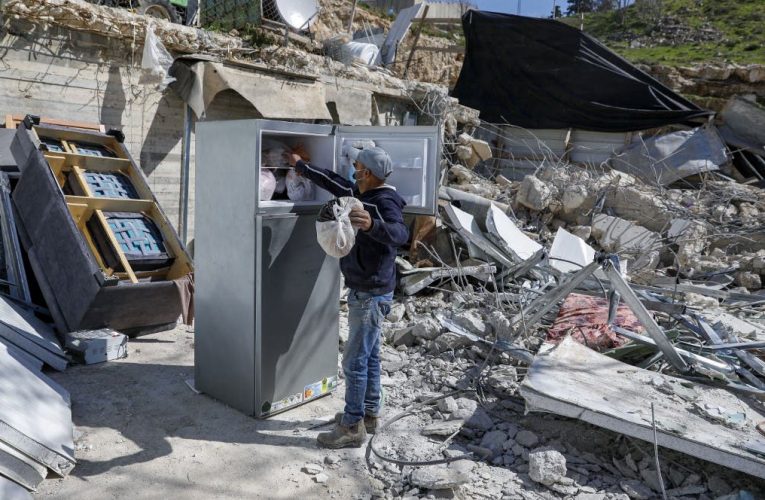 Drunk Jews Raid Al-Aqsa Mosque, Jordan Cabinet Condemns