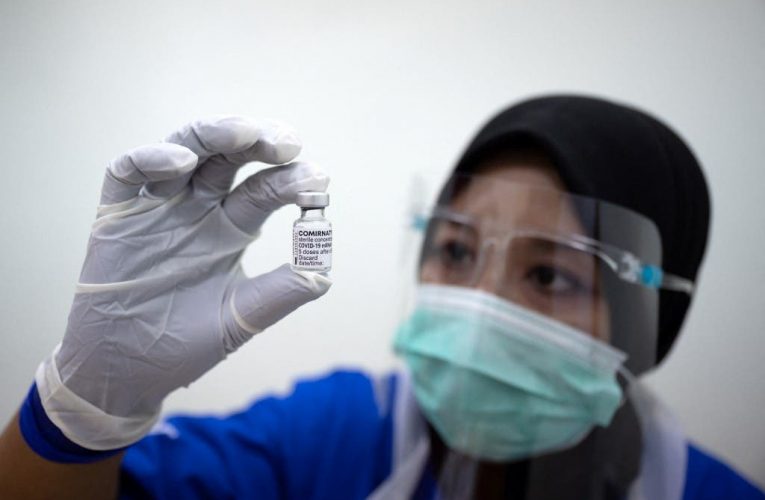 Malaysia Could Start Using The AstraZeneca, Sinovac Vaccines Soon!