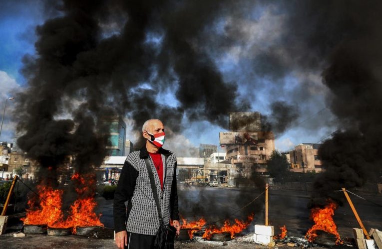 Lebanese Protests: Aoun Tells Army to Remove Roadblocks