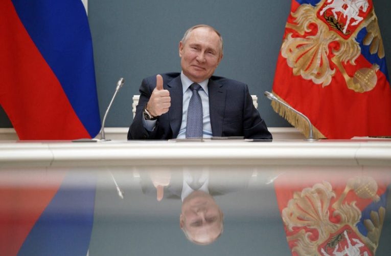 Putin is at the Gate of Gulf States!