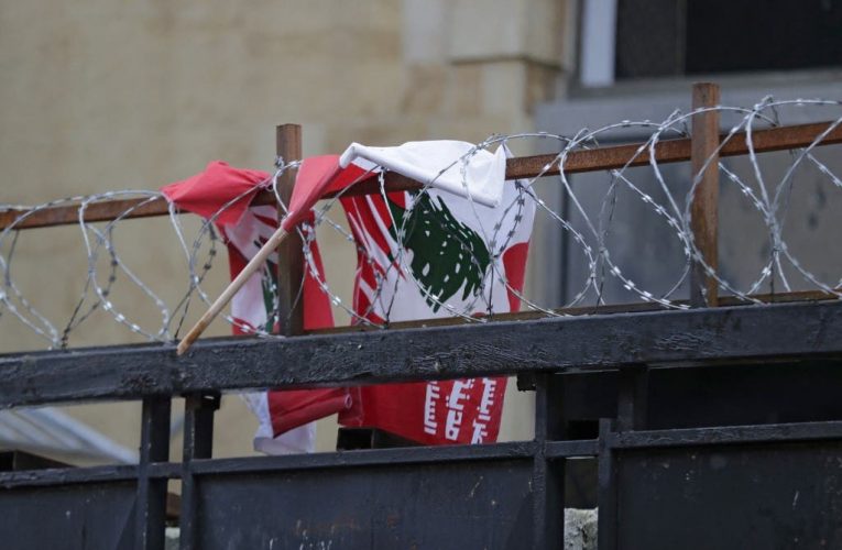 Lebanon Sinks Deeper Into Economic Chaos