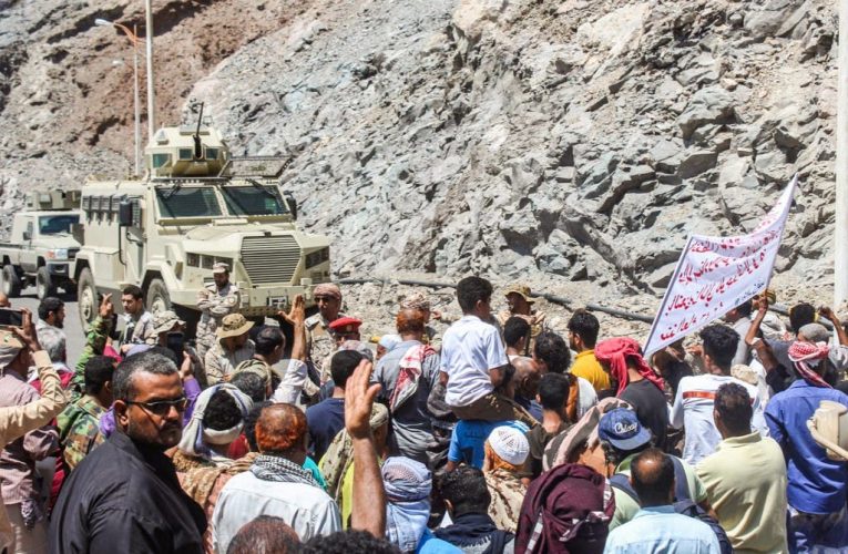 Saudi Denounces The Storming of Yemeni Palace