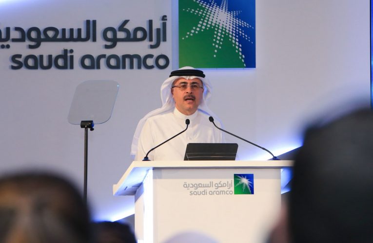 رئيس أرامكو السعودية: توزيع اللقاحات يدفعني للتفاؤل بشأن أوضاع السوق