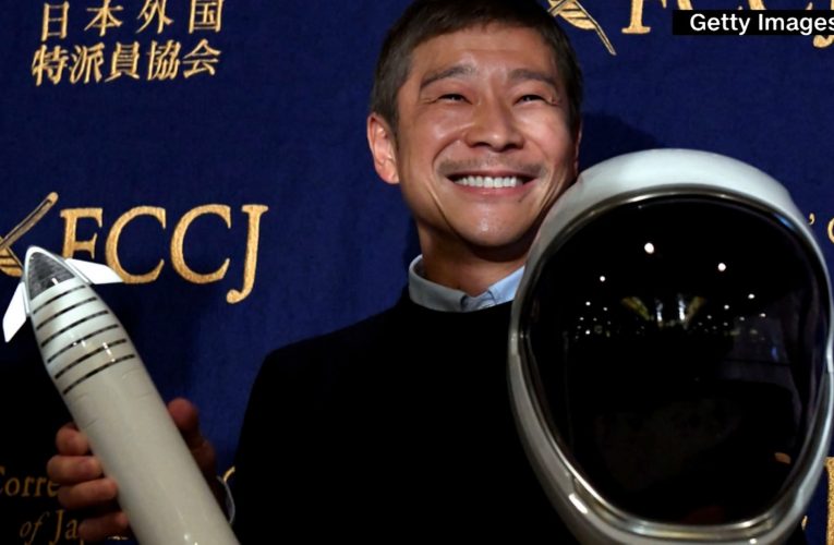 ملياردير ياباني يبحث عن 8 أشخاص يشاركونه رحلته للفضاء مجاناً.. والتقديم مفتوح لأي شخص