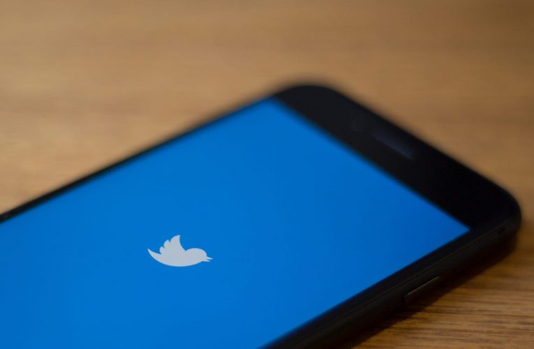 الميزة المنتظرة.. تويتر يختبر خيار “تراجع” لسحب وتصحيح التغريدات بعد نشرها