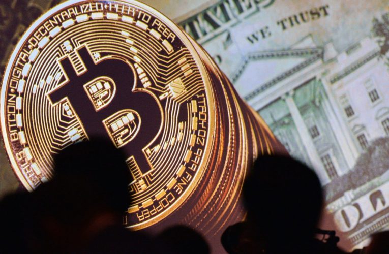 كم تبلغ قيمة عملة بيتكوين بالعملات العربية؟