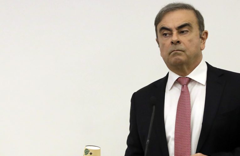 الادعاء الياباني يوجه تهما لأمريكيين بالمساعدة على تهريب كارلوس غصن