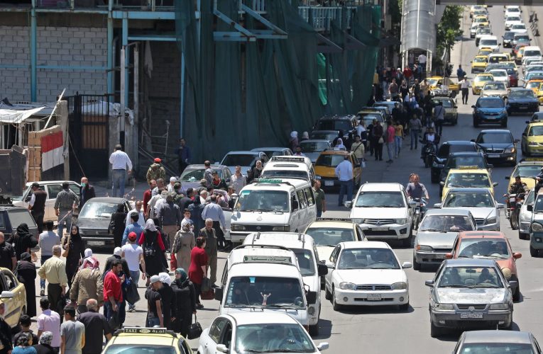 بعد تأخر توريدات النفط.. سوريا تعلن “ترشيد” استخدام الوقود بسبب غلق قناة السويس