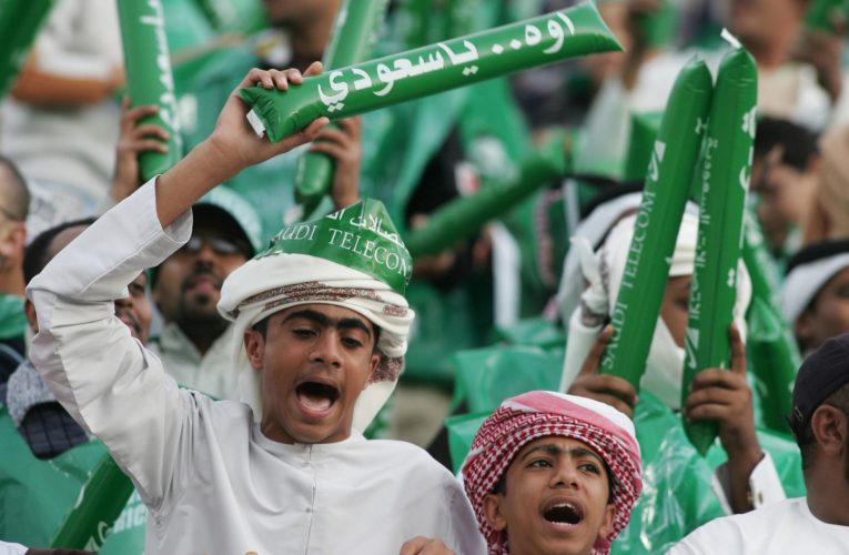 السعودية.. الإعلان عن عودة الجماهير “المحصنين” إلى الملاعب ابتداء من مواجهة المنتخب الفلسطيني