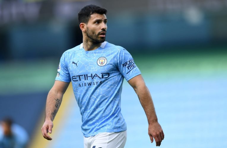 بعد 10 مواسم.. سيرجيو أغويرو يلوح مودعا مانشستر سيتي: ستبقون في قلبي