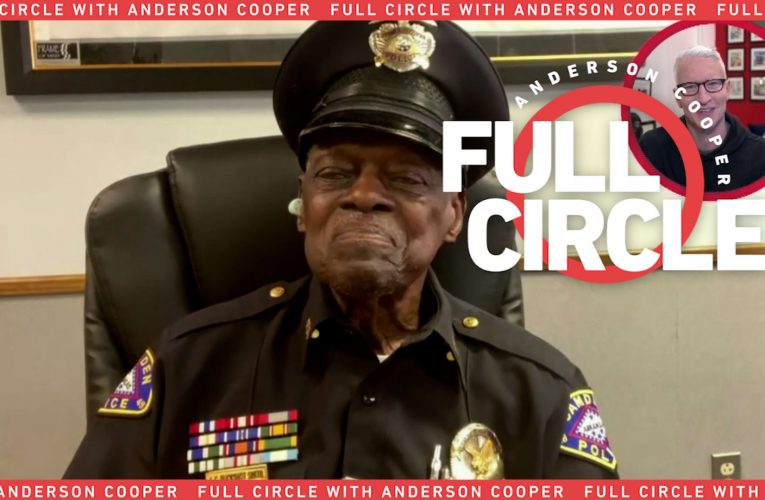 بعمر 91 عاماً.. الشرطي الأمريكي “الرصاصة” لا يخطط للتقاعد في أي وقت قريب