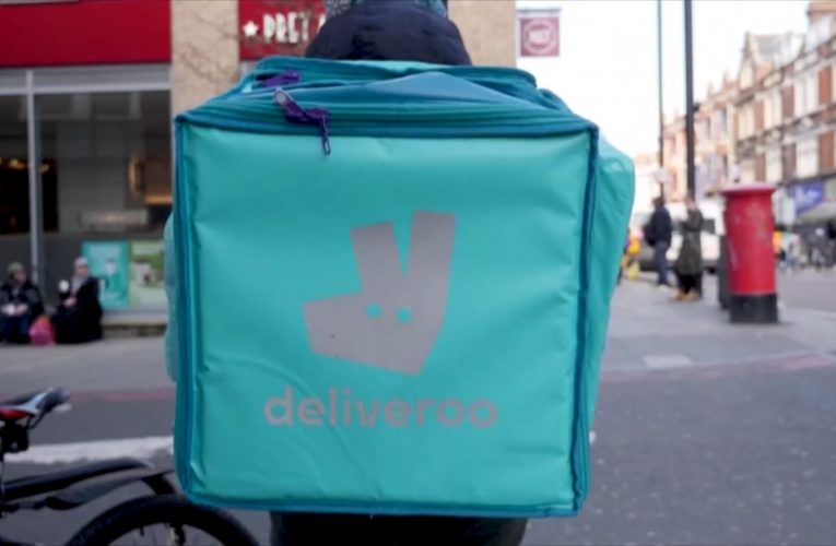 خدمة Deliveroo تفتح شهية المستثمرين مع طرحها للاكتتاب العام