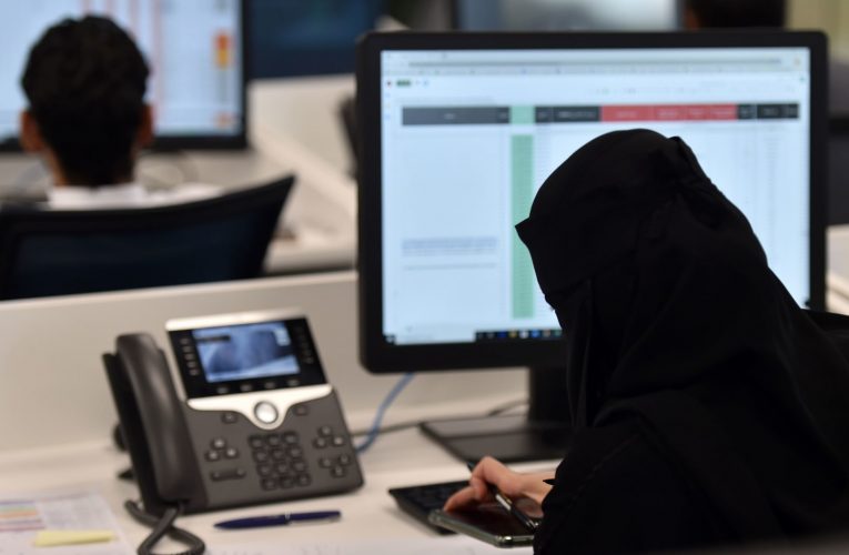 ما الذي يدفع المهنيين في السعودية لتأسيس شركاتهم الخاصة؟