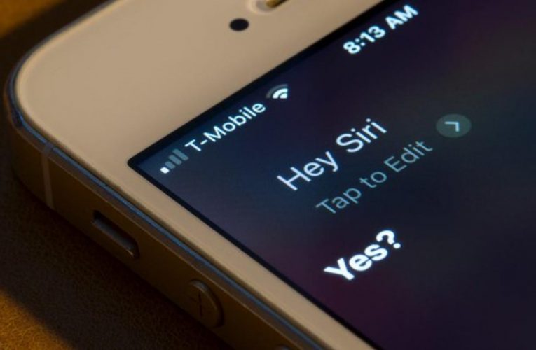 أبل تعلن توقف خدمة سيري عن الضبط الافتراضي للصوت الأنثوي