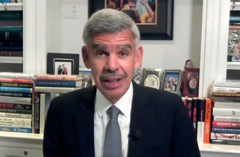 محمد العريان يتحدث عن إيجابيات وسلبيات الاستثمار بالعملات المشفرة.. ما هي؟