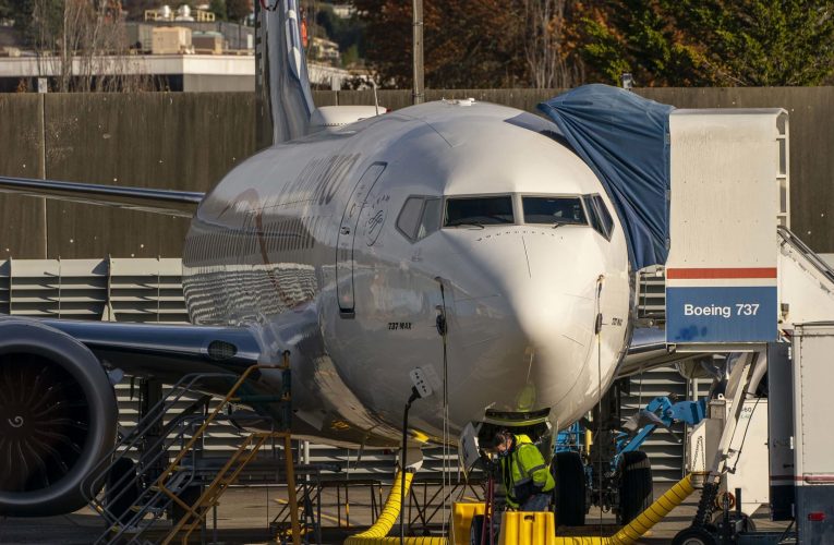 بعد حظر قرابة عامين.. شركات طيران توقف بوينغ 737 ماكس بسبب مشكلات جديدة