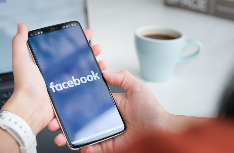 “فيسبوك” لن تقوم بإشعار ملايين المستخدمين ممن سرّبت بيناتهم عبر الإنترنت