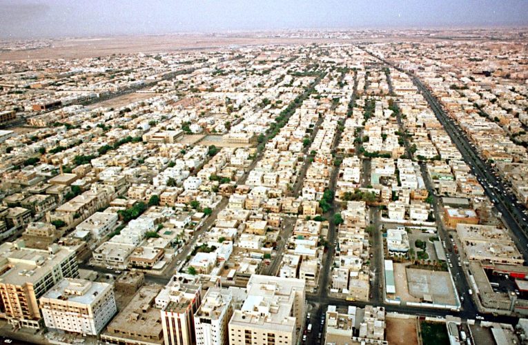 مجلس الوزراء السعودي يعدل لائحة رسوم الأراضي البيضاء بـ3 مراحل تنفيذية