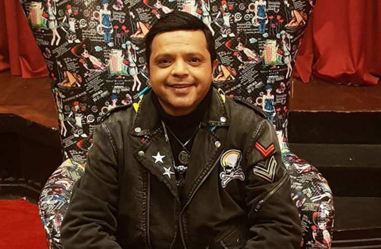 محمد هنيدي في “رامز عقله طار”: عصبية وكوميديا مع “أشرس قفزة في تاريخ البرنامج”