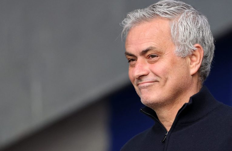 روما يتعاقد مع مورينيو “لبناء فريق جديد” بعد إقالته من توتنهام