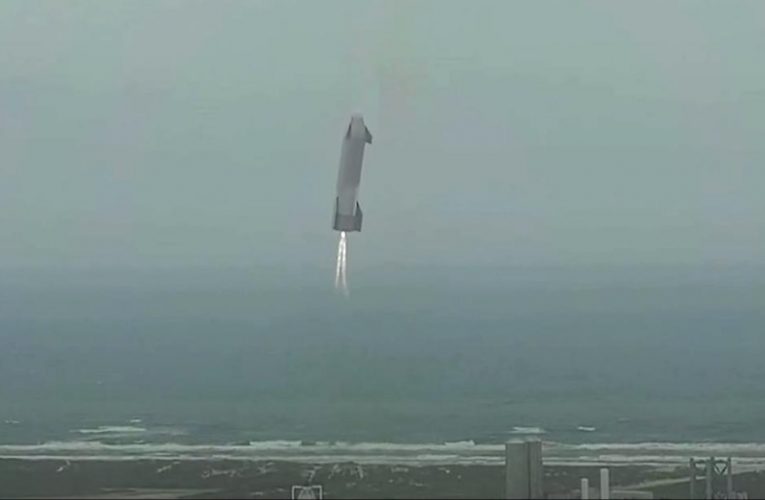 لأول مرة.. شاهد لحظة هبوط صاروخ “سبيس إكس” على المريخ