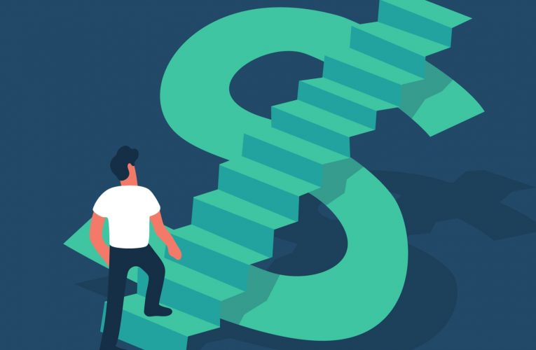 تبحث عن وظيفة في الإمارات؟ هذا رأي الموظفين الحاليين بهيكل أجور الشركات