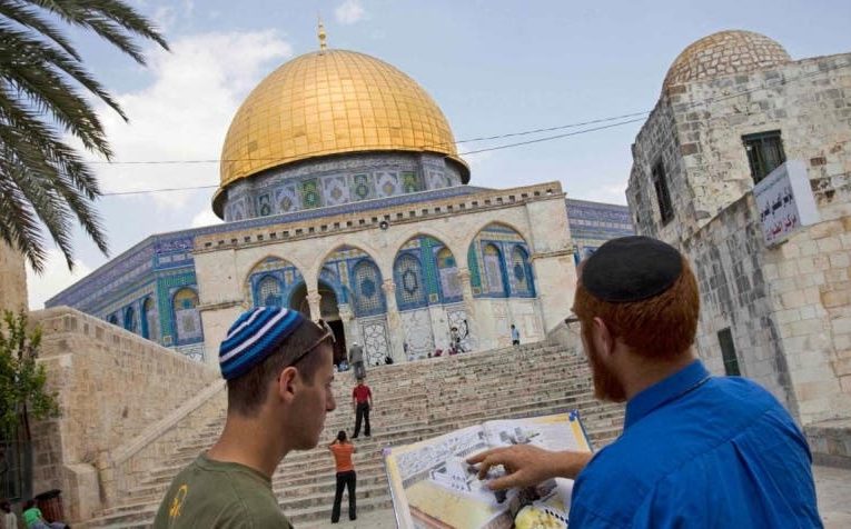 عبر حي الشيخ جراح وبطن الهوى.. مشاريع ومخططات لتهويد القدس العربية