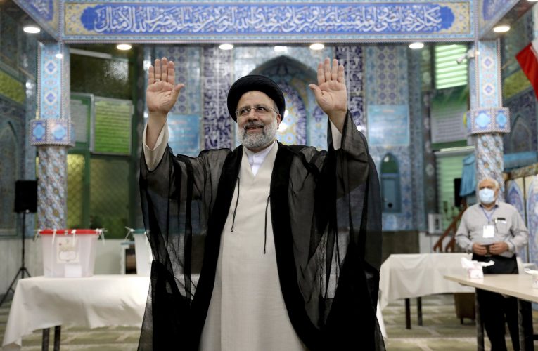 إبراهيم رئيسي.. تعرف على الرئيس الإيراني الجديد