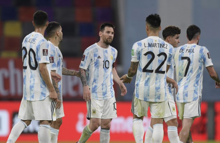 أزمات كوبا أمريكا مستمرة قبل بدايتها.. منتخب الأرجنتين يعلن عدم بقائه بالبرازيل خلال البطولة