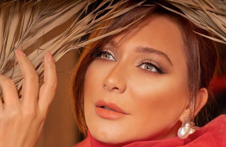 سلاف فواخرجي إلى مصر بعد إقامة الإمارات الذهبية.. وترد لأول مرة على منتقدي “الكندوش”