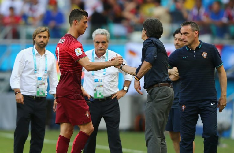 في تصريح مثير للجدل.. مدرب ألمانيا يتحدث عن رونالدو وتحريك كوكا كولا