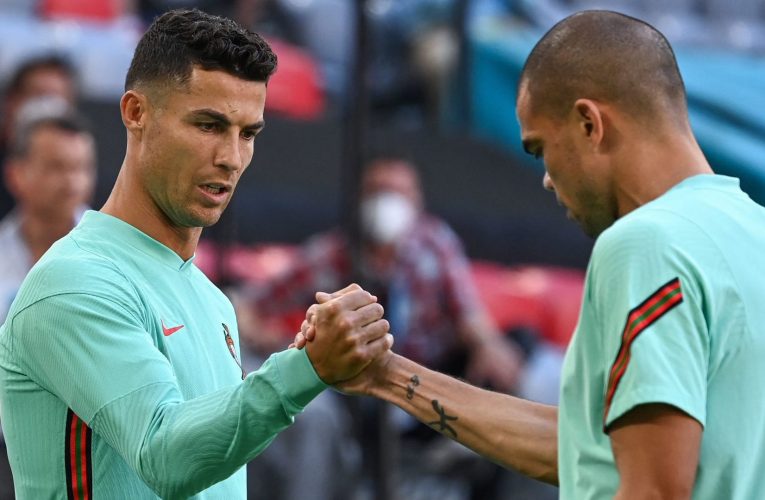 قبل مواجهة ألمانيا.. رونالدو يتقمص دور المصور ويتفاخر بموهبته