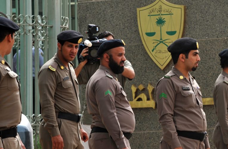 منها ضد قاض “قبض عليه بالجرم المشهود”.. السعودية تكشف مباشرتها 9 قضايا فساد
