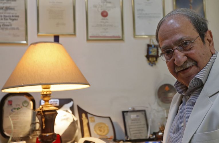 دريد لحام في مشروعٍ سينمائي جديد للمخرج باسل الخطيب.. إليكم حكاية “الحكيم”