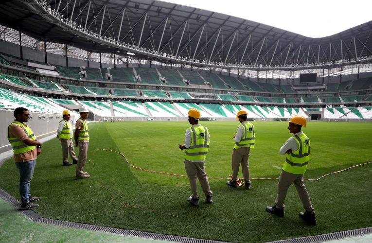 اكتمال 95% من استعدادات قطر لكأس العالم.. وهكذا رد المنظمون على مزاعم الإساءة للعمال المهاجرين