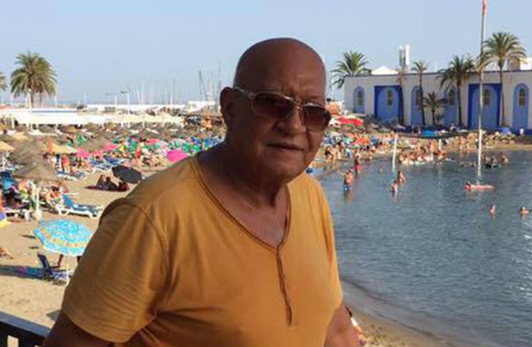 كتب له أشهر مسرحياته.. فيصل ندا يغادر الحياة ويلحق بـ “توأمه” سمير غانم