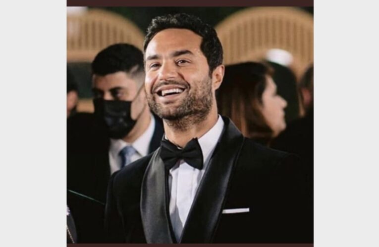 فنانون مصريون يتفاعلون مع إصابة كريم فهمي بجلطة في الرئة.. وشقيقه يكشف تطورات حالته الصحية