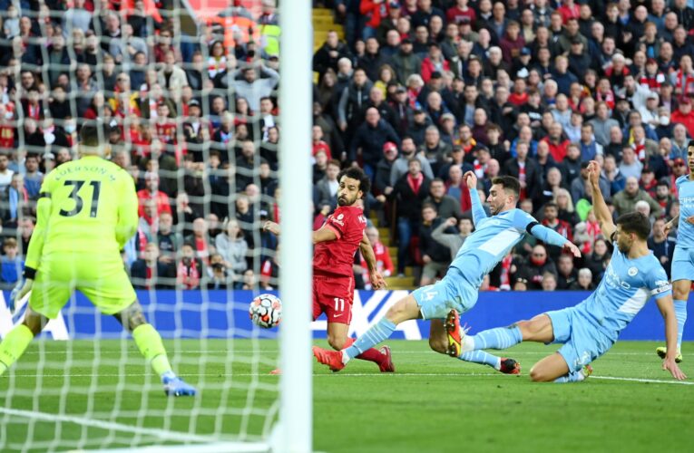صلاح يسجل هدفاً مذهلاً رغم تعادل ليفربول ومانشستر سيتي.. وكلوب يقارنه بميسي ورونالدو