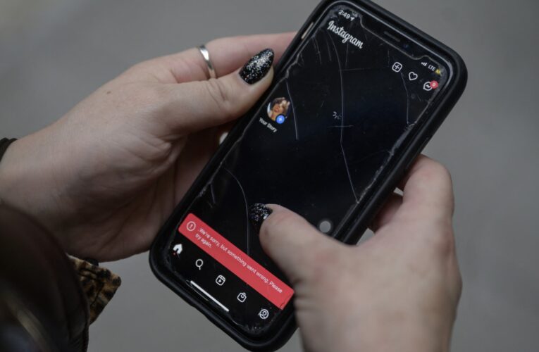 “انستغرامك راح” و”تويتر يحكم”.. هكذا تفاعل مشاهير عرب مع أزمة التواصل الاجتماعي